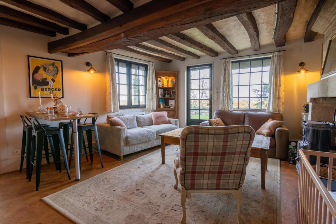 Maison chaleureuse-Grand jardin-Proche Saumur Parnay Extérieur photo