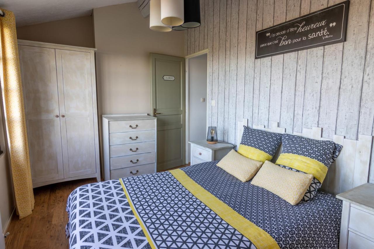 Maison chaleureuse-Grand jardin-Proche Saumur Parnay Extérieur photo