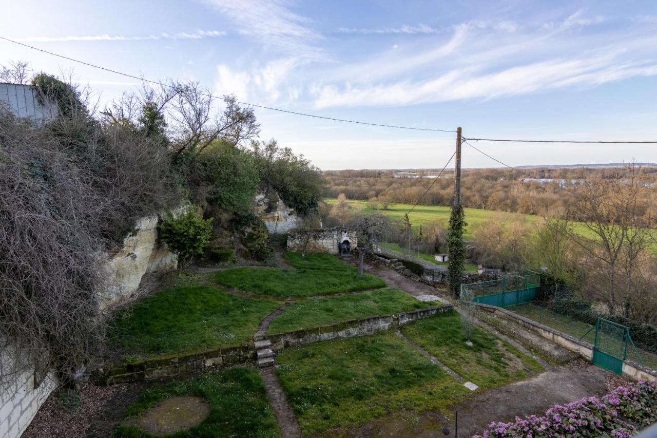 Maison chaleureuse-Grand jardin-Proche Saumur Parnay Extérieur photo